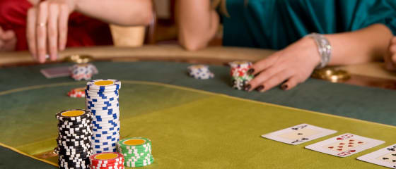 Pros and Cons of Playing Caribbean Stud Poker